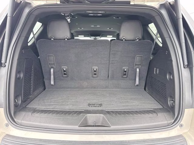 2021 Beige Metallic Chevrolet Tahoe LT RWD SUV
