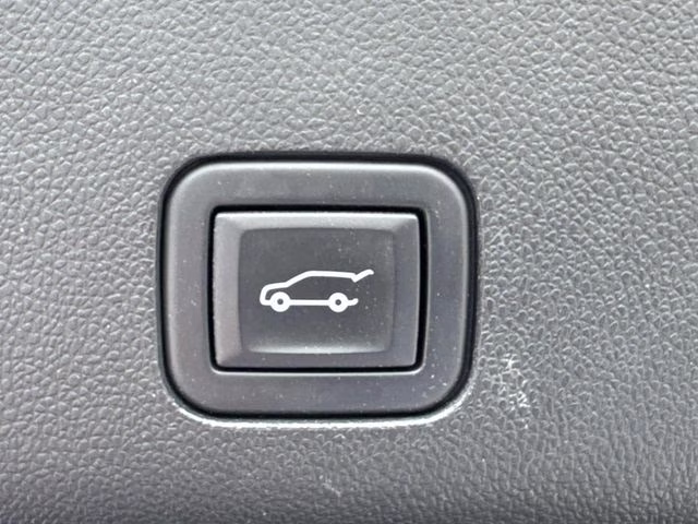 2021 Beige Metallic Chevrolet Tahoe LT RWD SUV
