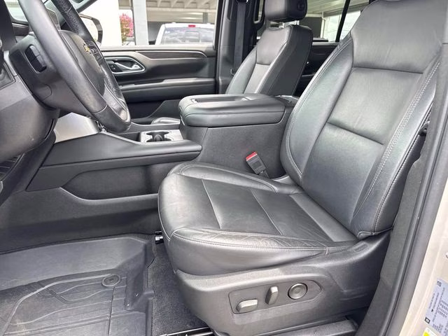 2021 Beige Metallic Chevrolet Tahoe LT RWD SUV