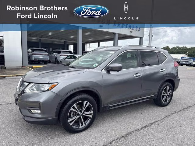 2018 Gun Metallic Nissan Rogue SL AWD SUV