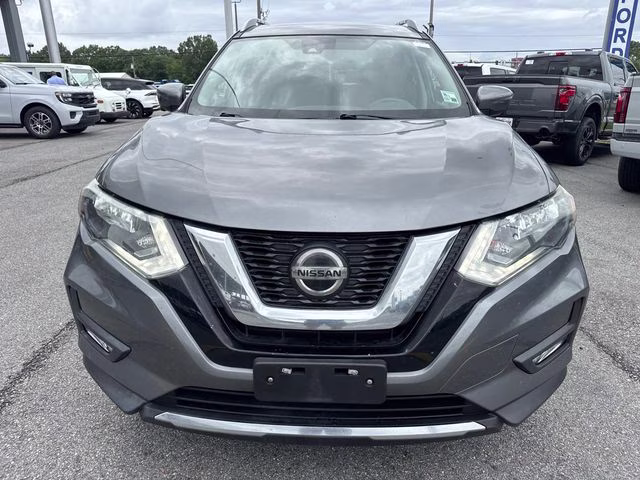 2018 Gun Metallic Nissan Rogue SL AWD SUV