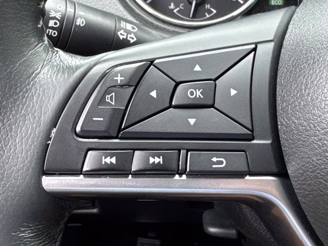 2018 Gun Metallic Nissan Rogue SL AWD SUV