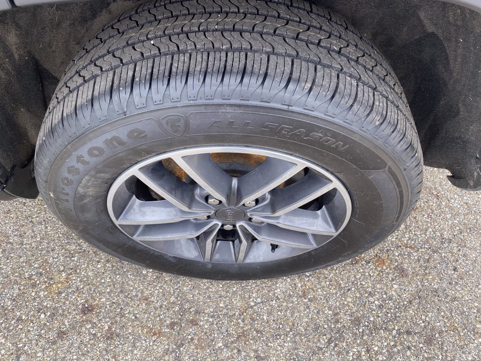 2020 Granite Crystal Metallic Clearcoat Jeep Grand Cherokee Limited 4X4 SUV