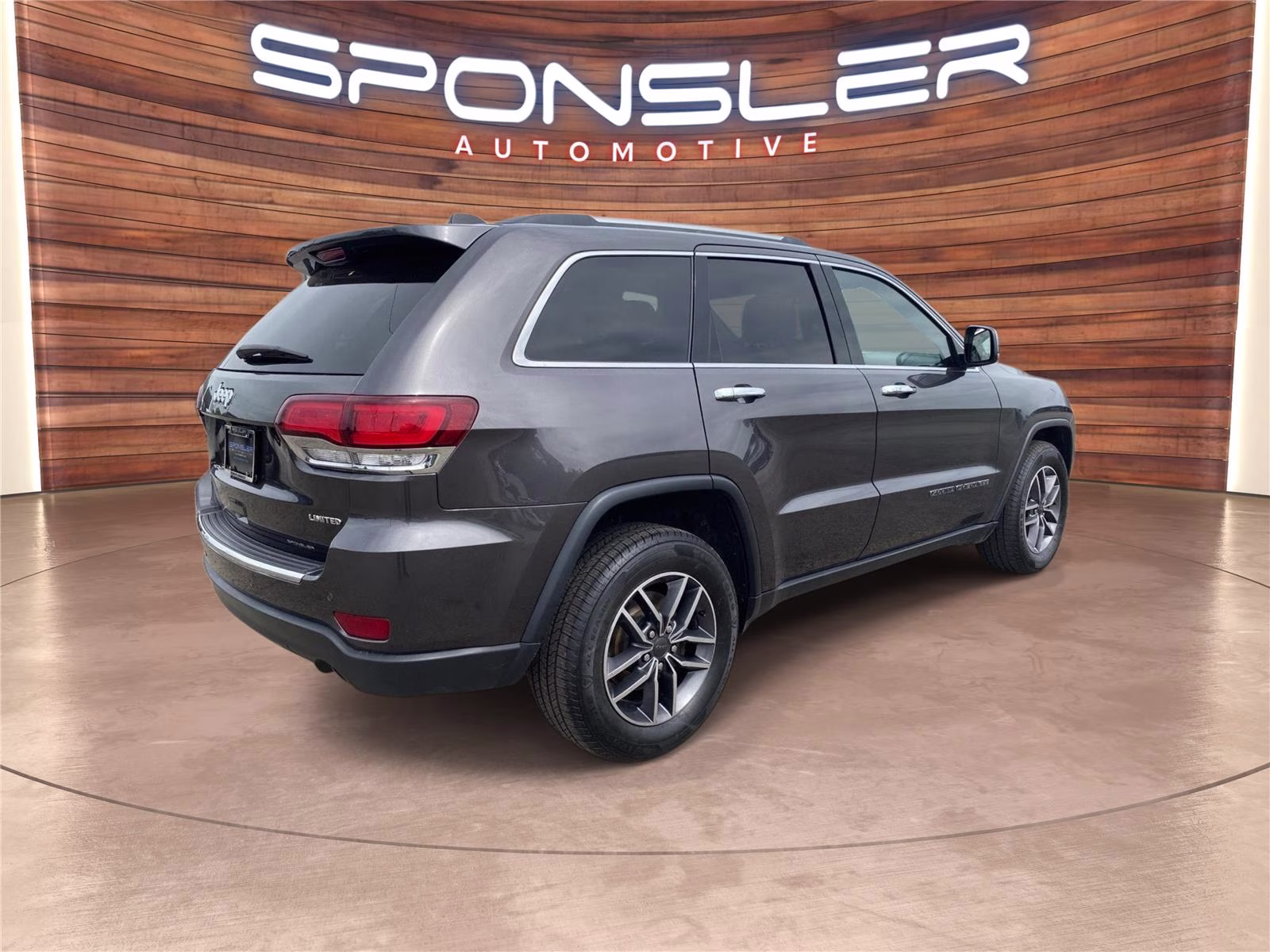 2020 Granite Crystal Metallic Clearcoat Jeep Grand Cherokee Limited 4X4 SUV