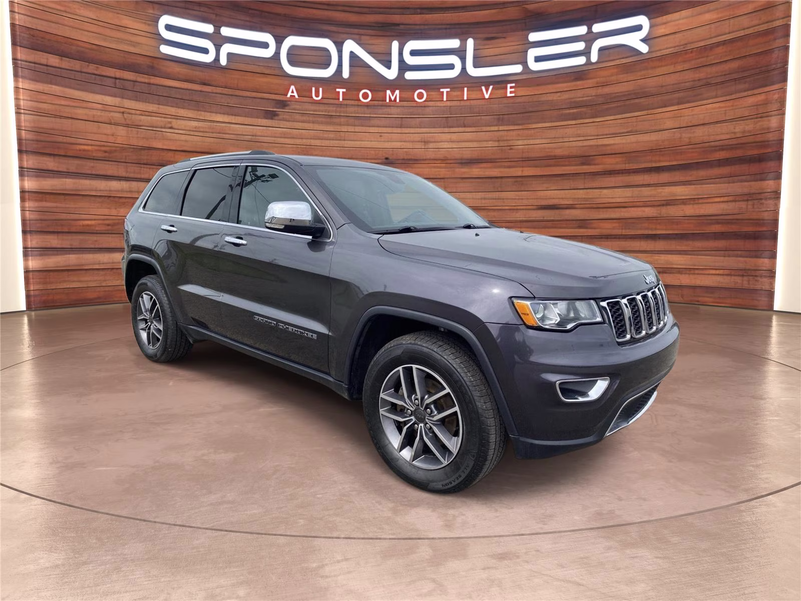 2020 Granite Crystal Metallic Clearcoat Jeep Grand Cherokee Limited 4X4 SUV