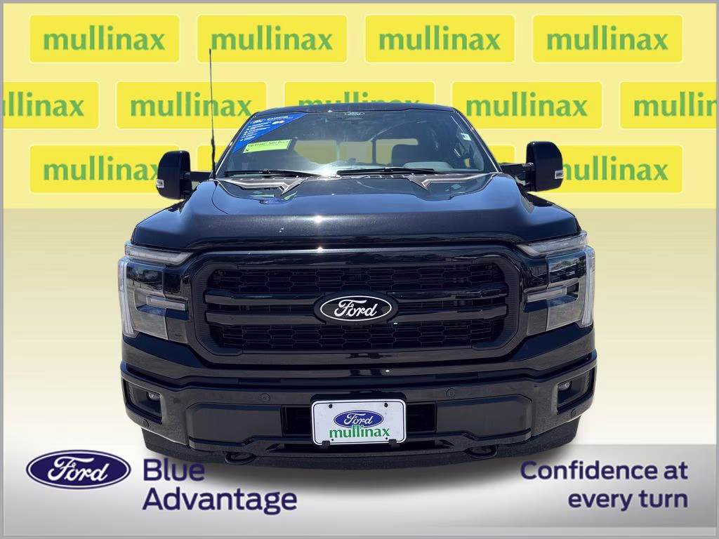2025 Agate Black Metallic Ford F-150 Lariat 4X4 Truck