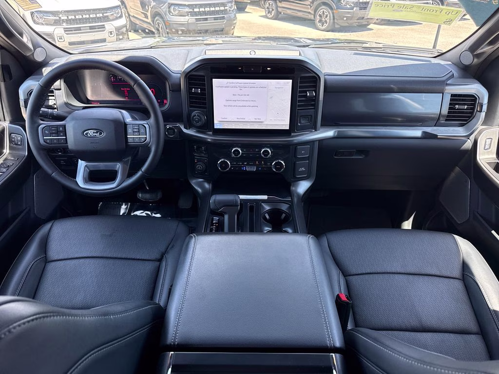 2025 Agate Black Metallic Ford F-150 Lariat 4X4 Truck