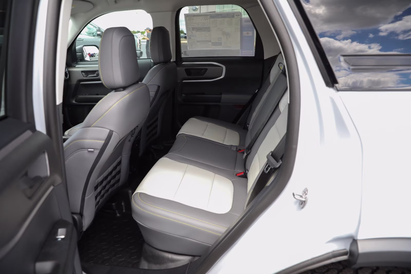 2026 Space White Metallic Ford Bronco Sport Badlands 4X4 SUV