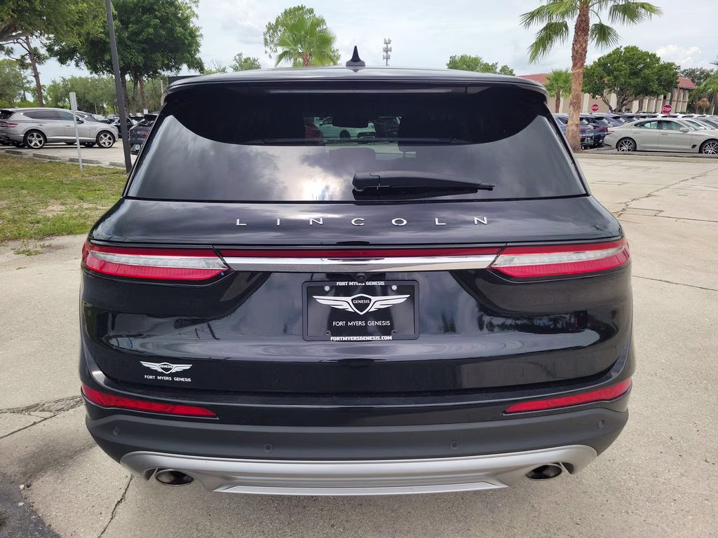 2024 Infinite Black Metallic Clearcoat Lincoln Corsair Premiere FWD SUV