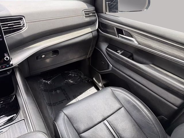 2024 Bright White Clearcoat Jeep Wagoneer Series II RWD SUV