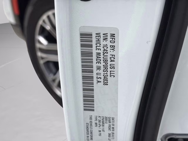 2024 Bright White Clearcoat Jeep Wagoneer Series II RWD SUV
