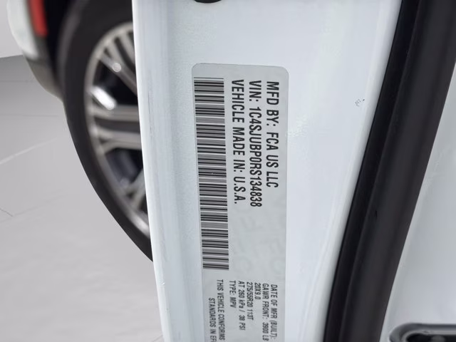 2024 Bright White Clearcoat Jeep Wagoneer Series II RWD SUV