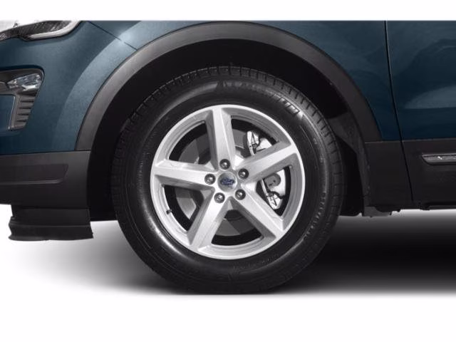 2019 Burgundy Ford Explorer XLT FWD SUV