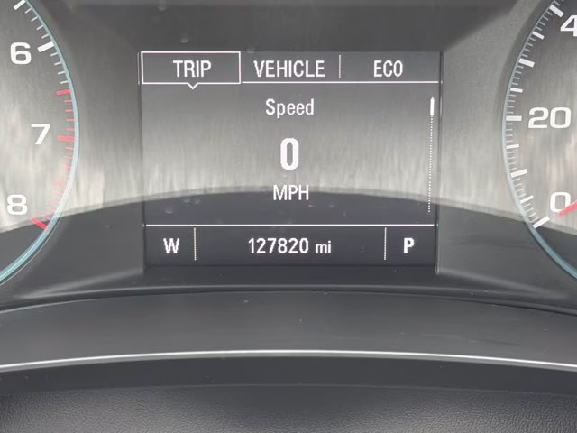 2017 Silver Ice Metallic Chevrolet Malibu LT FWD Sedan