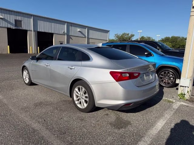 2017 Silver Ice Metallic Chevrolet Malibu LT FWD Sedan