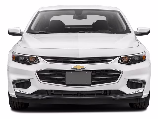 2017 Silver Ice Metallic Chevrolet Malibu LT FWD Sedan