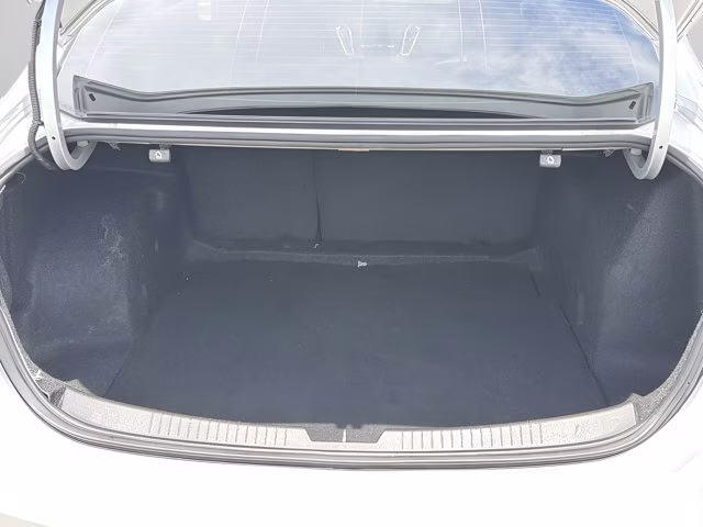 2017 Silver Ice Metallic Chevrolet Malibu LT FWD Sedan