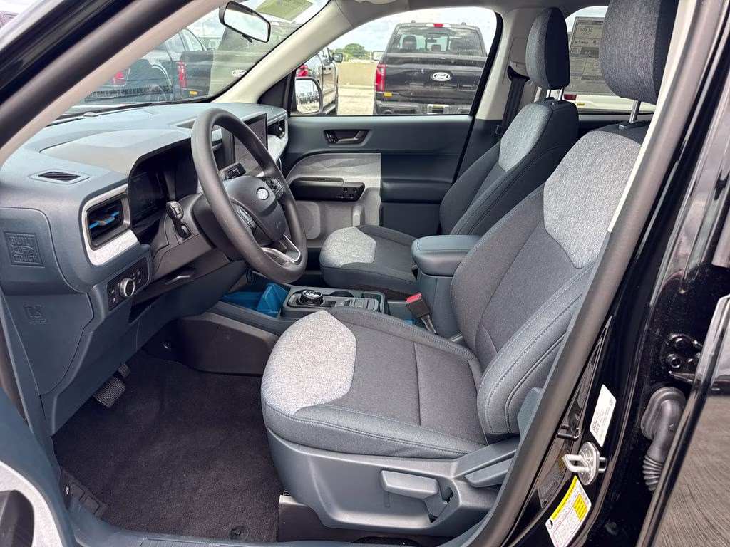 2026 Shadow Black Ford Maverick XLT FWD Truck