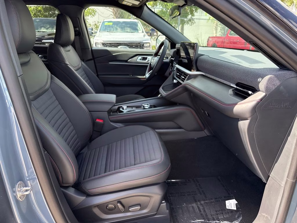2026 Ford Explorer ST-Line RWD SUV