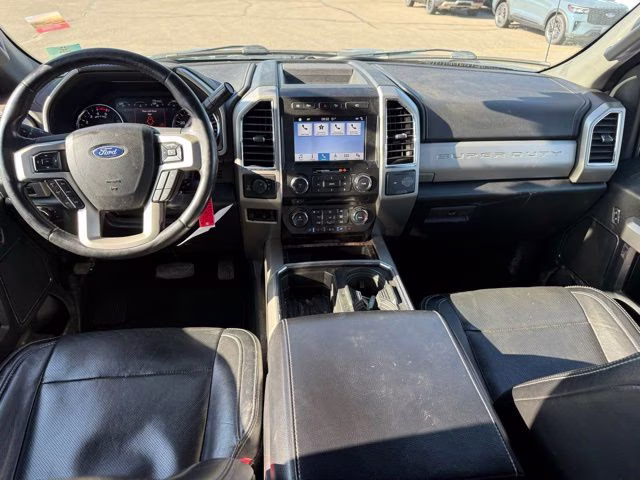 2018 Magnetic Metallic Ford Super Duty F-250 SRW Lariat 4X4 Truck
