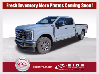 2024 Gray Metallic Ford Super Duty F-350 SRW Lariat 4X4 Truck