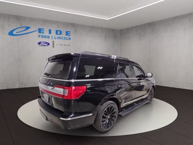 2020 Infinite Black Lincoln Navigator Reserve 4X4 SUV