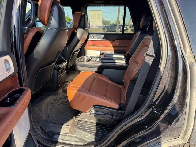 2020 Infinite Black Lincoln Navigator Reserve 4X4 SUV