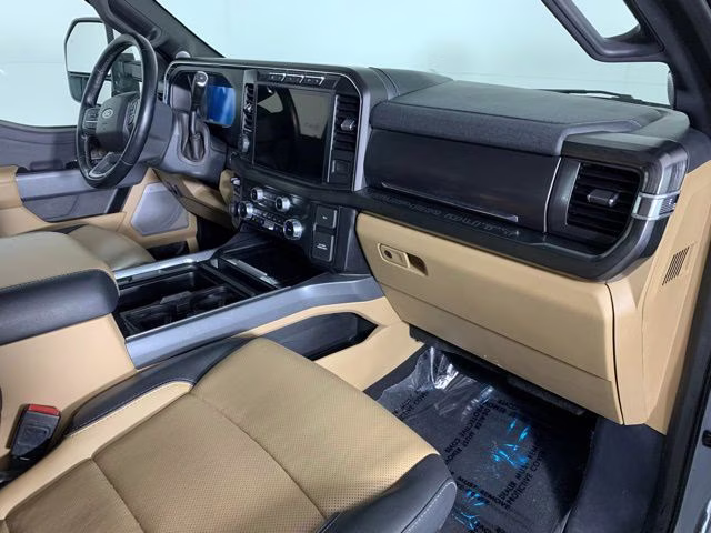 2024 Glacier Gray Metallic TriCoat Ford Super Duty F-350 SRW Lariat 4X4 Truck