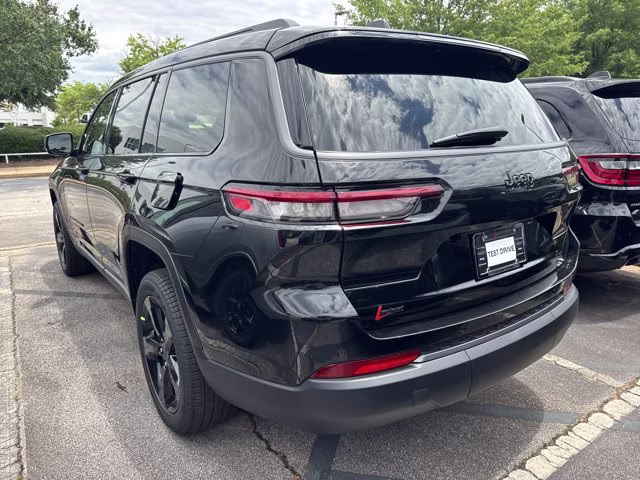 2026 Diamond Black Crystal Pearlcoat Jeep Grand Cherokee L Limited RWD SUV