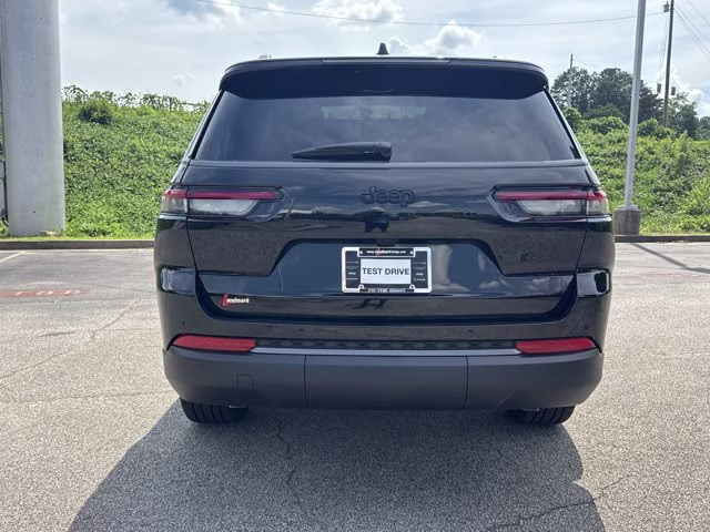 2026 Diamond Black Crystal Pearlcoat Jeep Grand Cherokee L Limited RWD SUV
