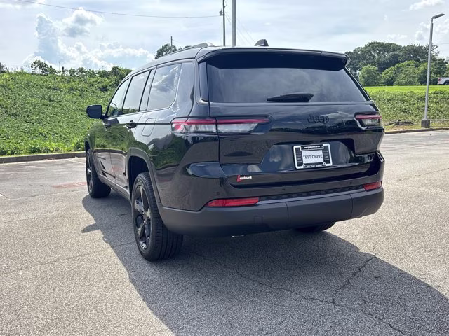 2026 Diamond Black Crystal Pearlcoat Jeep Grand Cherokee L Limited RWD SUV