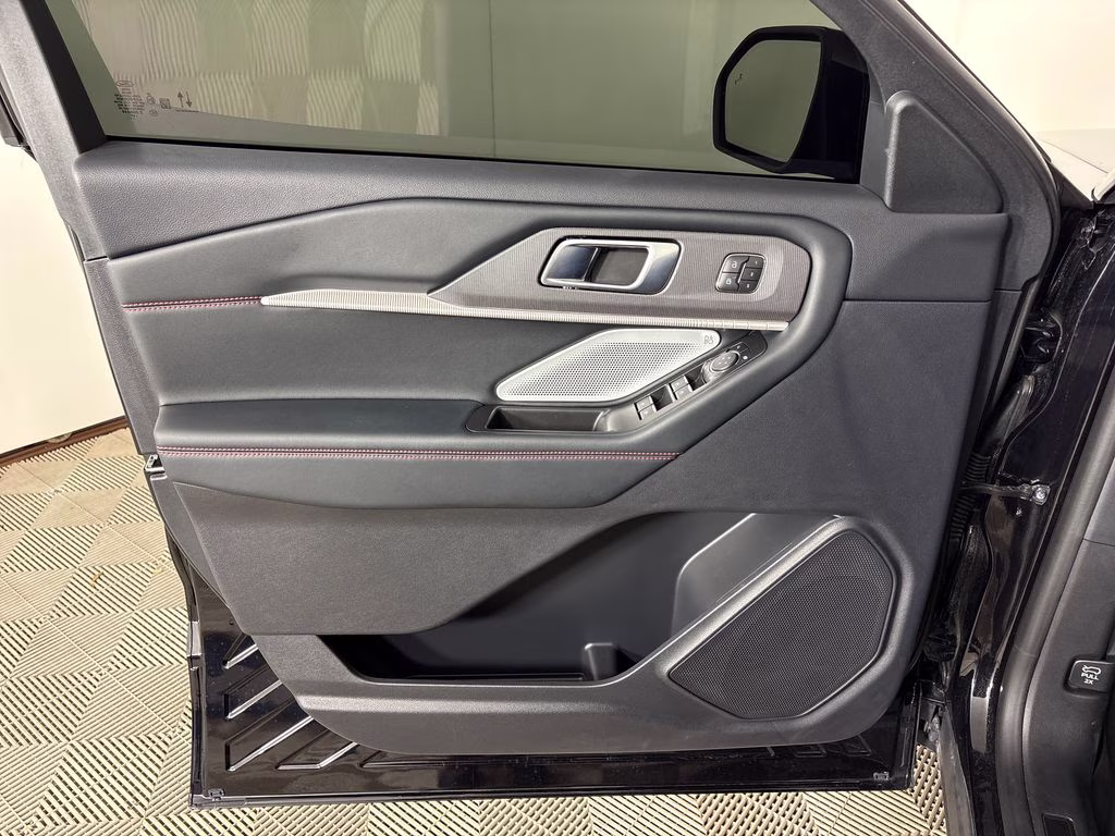 2025 Black Metallic Ford Explorer ST 4X4 SUV