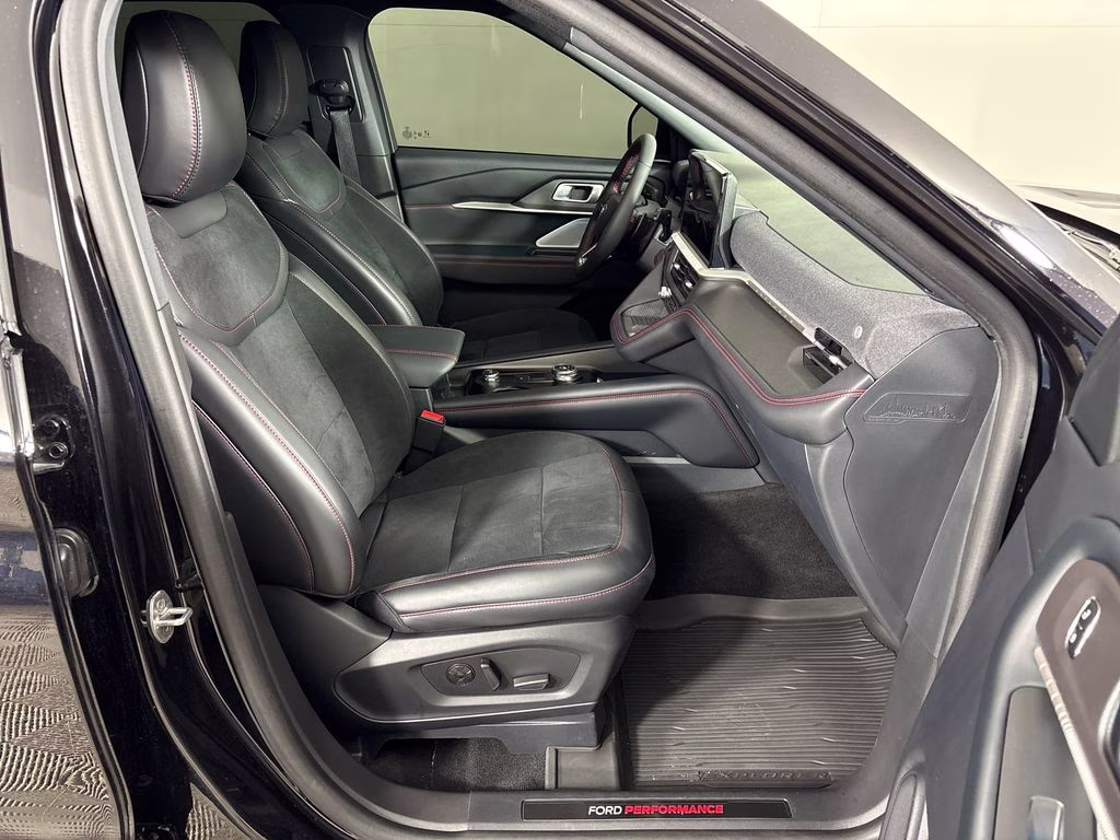 2025 Black Metallic Ford Explorer ST 4X4 SUV