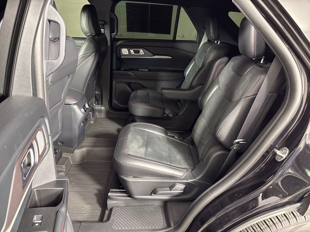 2025 Black Metallic Ford Explorer ST 4X4 SUV