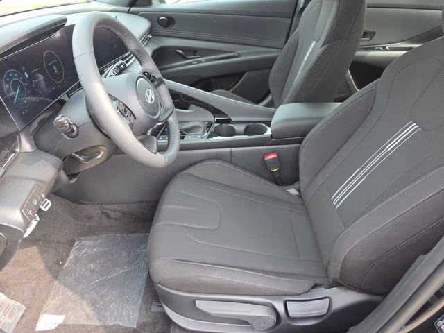 2025 Abyss Black Hyundai Elantra Hybrid SEL Sport FWD Sedan