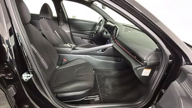 2025 Abyss Black Hyundai Elantra Hybrid SEL Sport FWD Sedan