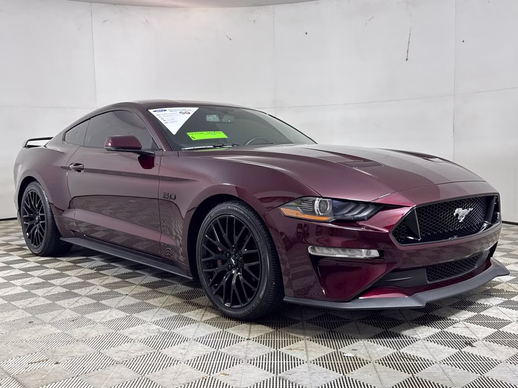 2018 Ford Mustang GT Coupe Premium's photo