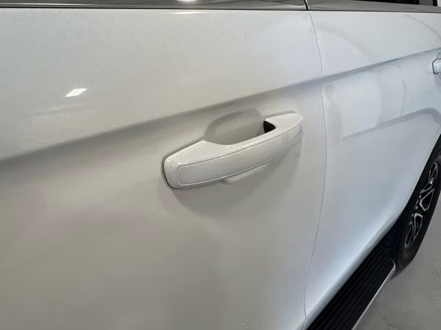 2022 White Metallic Ford Expedition XLT 4X4 SUV