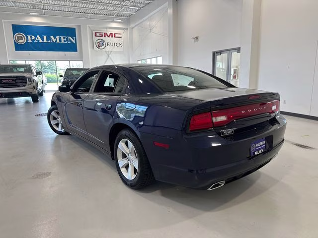 2014 Jazz Blue Pearlcoat Dodge Charger SE RWD Sedan