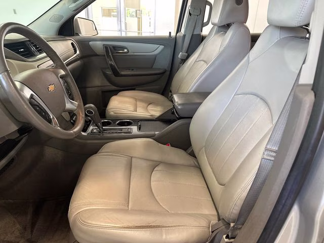 2017 Silver Ice Metallic Chevrolet Traverse Premier FWD SUV