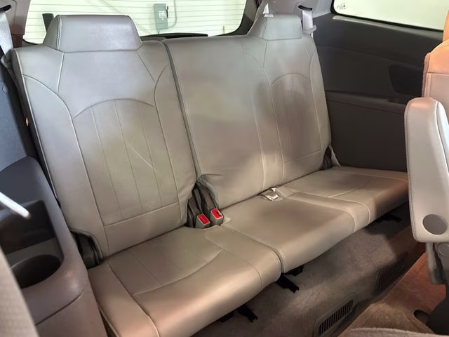 2017 Silver Ice Metallic Chevrolet Traverse Premier FWD SUV