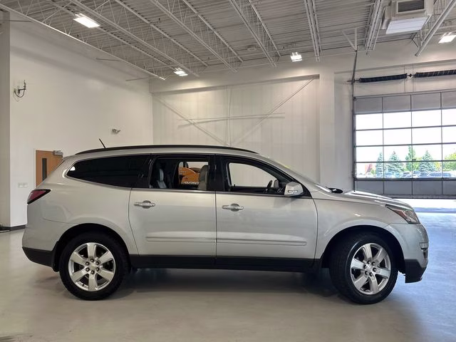 2017 Silver Ice Metallic Chevrolet Traverse Premier FWD SUV