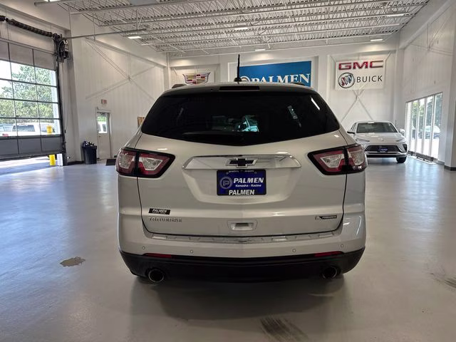 2017 Silver Ice Metallic Chevrolet Traverse Premier FWD SUV