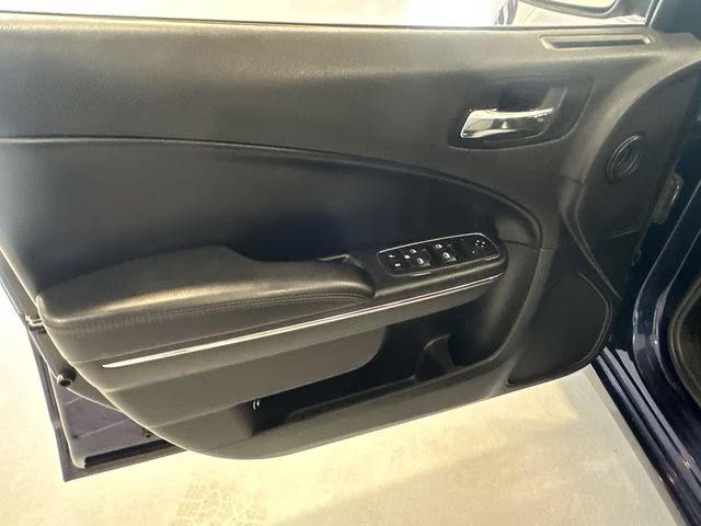 2014 Jazz Blue Pearlcoat Dodge Charger SE RWD Sedan