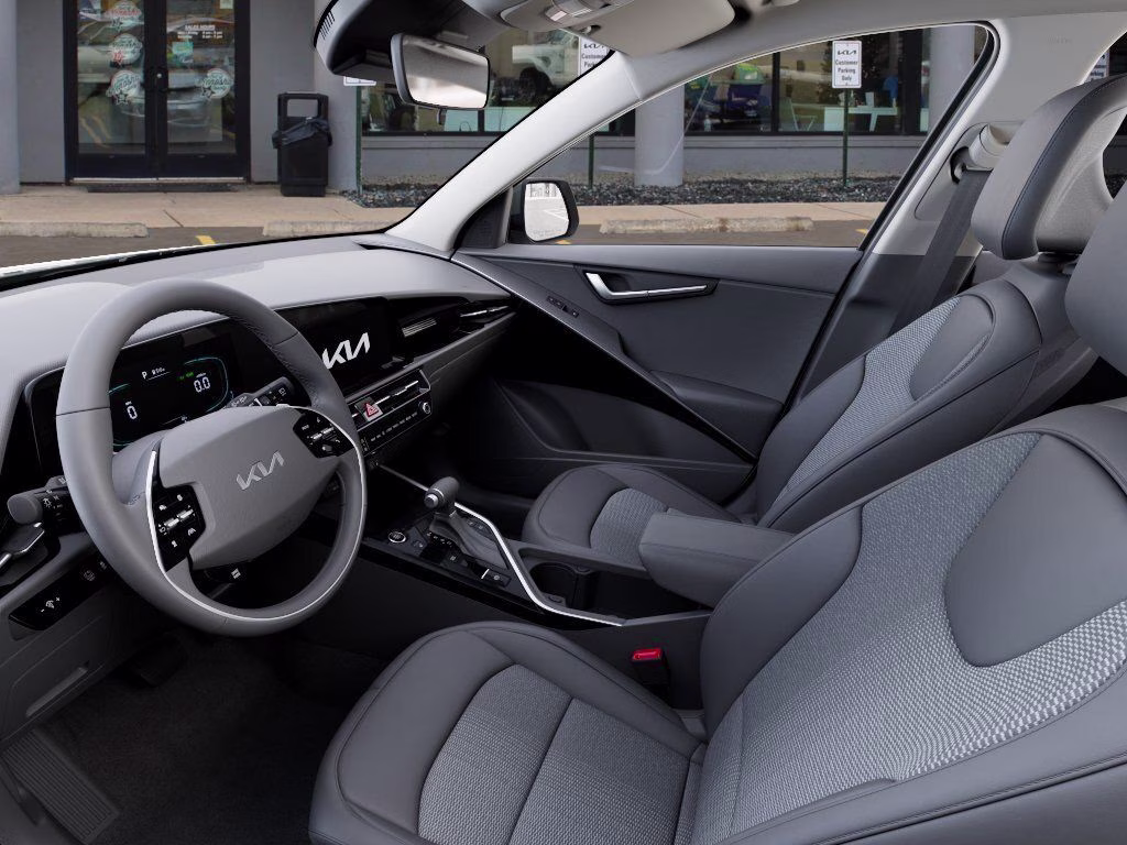 2026 Cityscape Green Kia Niro EX FWD SUV