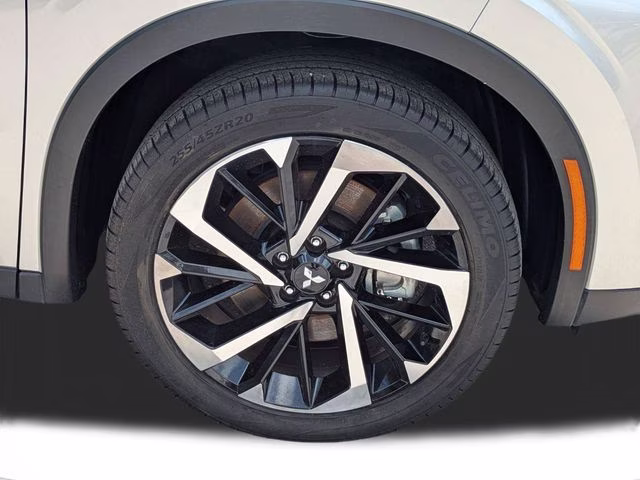 2024 Gray Mitsubishi Outlander SE FWD SUV
