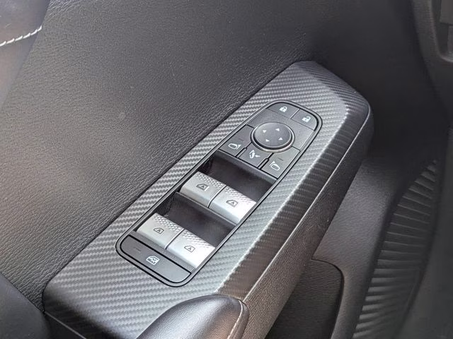 2024 Gray Mitsubishi Outlander SE FWD SUV