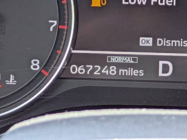 2024 Gray Mitsubishi Outlander SE FWD SUV