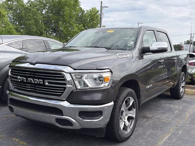 2024 RAM 1500 Laramie Crew Cab 5'7's photo