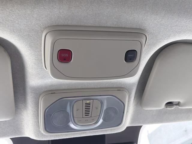 2025 Bright White Clearcoat Ram ProMaster 3500 High Roof FWD Van